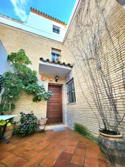Casa adossada a Écija. Gran vivienda adosada de vpo en la alcarrachela!!!