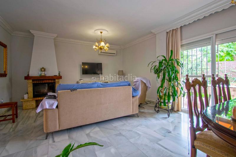 Foto 0c8f5102-6986-4fd6-923d-50f0901052f3. Casa pareada gran vivienda pareada junto club deportivo!! en Gelves