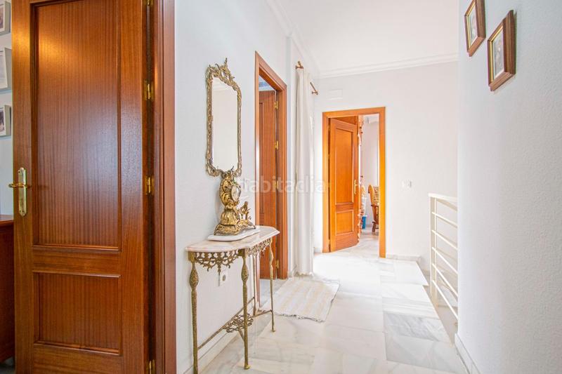 Foto 54843392-7895-4d2b-b311-4b9d1cb724d9. Casa pareada gran vivienda pareada junto club deportivo!! en Gelves