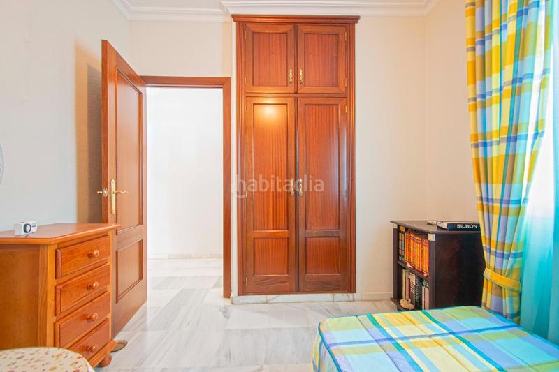Foto 94f2e8d5-edb2-4d78-b278-471beea6f872. Casa pareada gran vivienda pareada junto club deportivo!! en Gelves