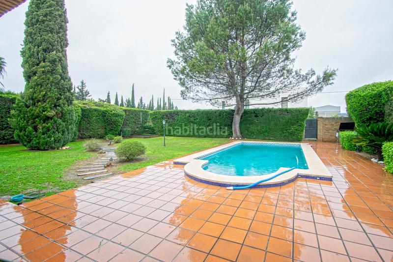 Foto 0d0c0b6f-7332-4017-9c12-2f6541817ed1. Xalet amb aparcament piscina a Loreto Espartinas