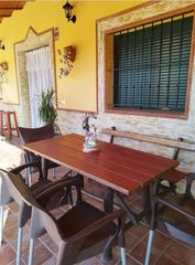 Casa  Polígono el santo. Preciosa  casa con parcela y piscina en la puebla de los infante