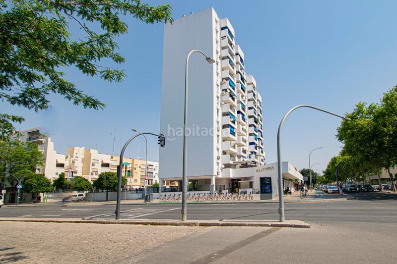 Foto 2ec12d22-41d3-4706-bb9d-65f3ef86bff1. Piso  en venta en avda ramón y cajal en Ciudad Jardín Sevilla