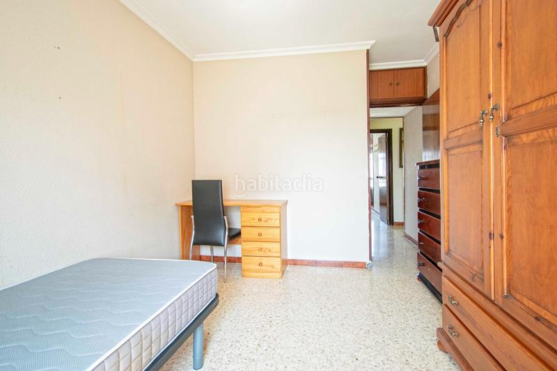 Foto 325e0117-ef78-4501-b495-8971bb44849a. Piso  en venta en avda ramón y cajal en Ciudad Jardín Sevilla