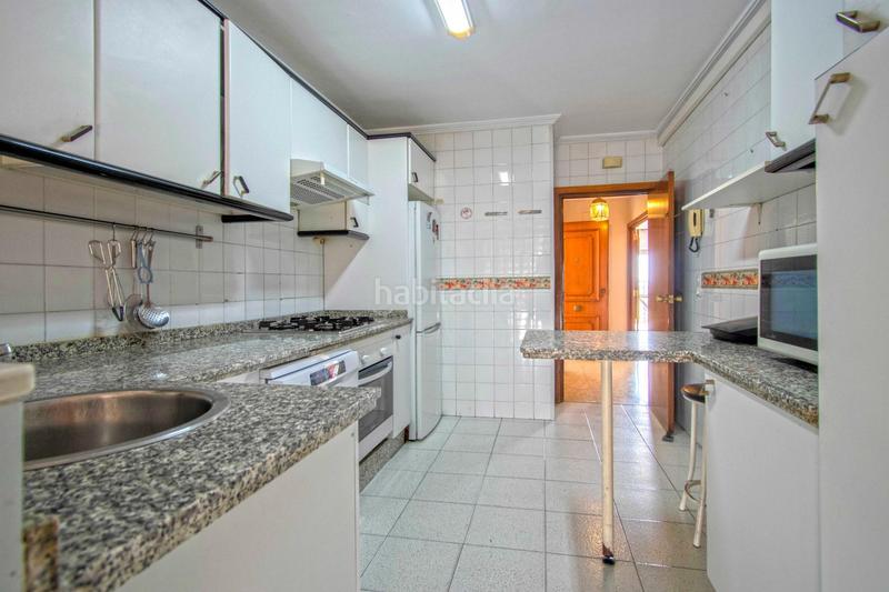 Foto 5efa08bb-ecb9-4407-9c34-531a81ca5d95. Piso  en venta en avda ramón y cajal en Ciudad Jardín Sevilla