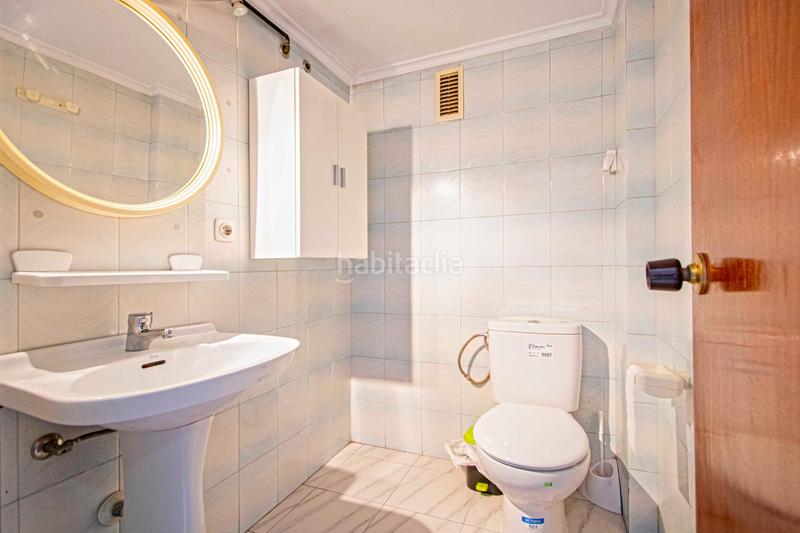 Foto 6529ace4-fbcc-4c22-b965-53b34acfed5a. Piso  en venta en avda ramón y cajal en Ciudad Jardín Sevilla