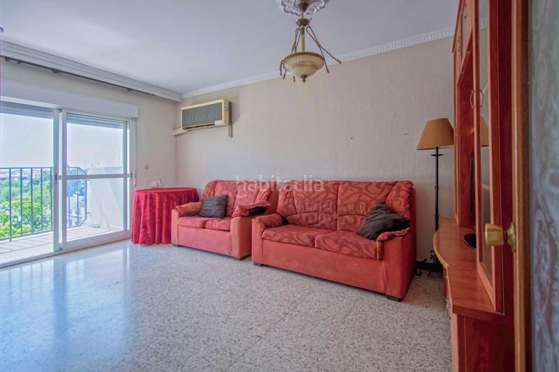 Foto 74f29911-4878-41a3-bfc8-8c9cf1de0d48. Piso  en venta en avda ramón y cajal en Ciudad Jardín Sevilla