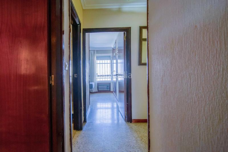 Foto c5105c8a-0e7f-405d-88c7-8ae2fca31bd7. Piso  en venta en avda ramón y cajal en Ciudad Jardín Sevilla