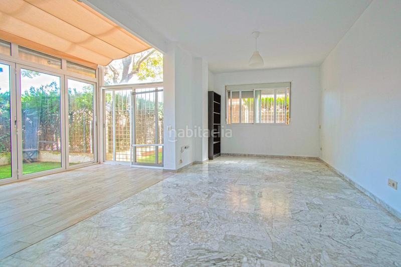 Foto 5d4d2d3e-a4f5-4fee-9791-695ca5e6b81e. Erdgeschoss mit pool in Santa Eufemia Tomares