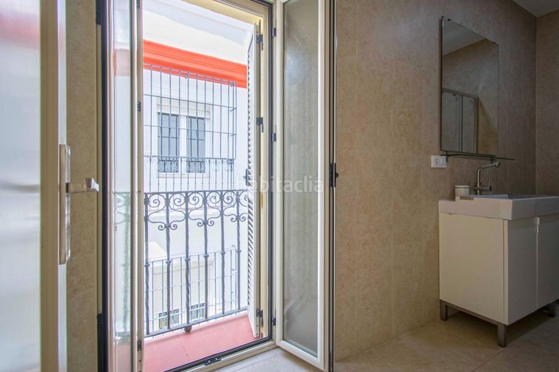 Foto a2612f29-2b4b-4a34-b480-7196f376c136. Casa amb calefacció a Alfalfa - Santa Cruz Sevilla