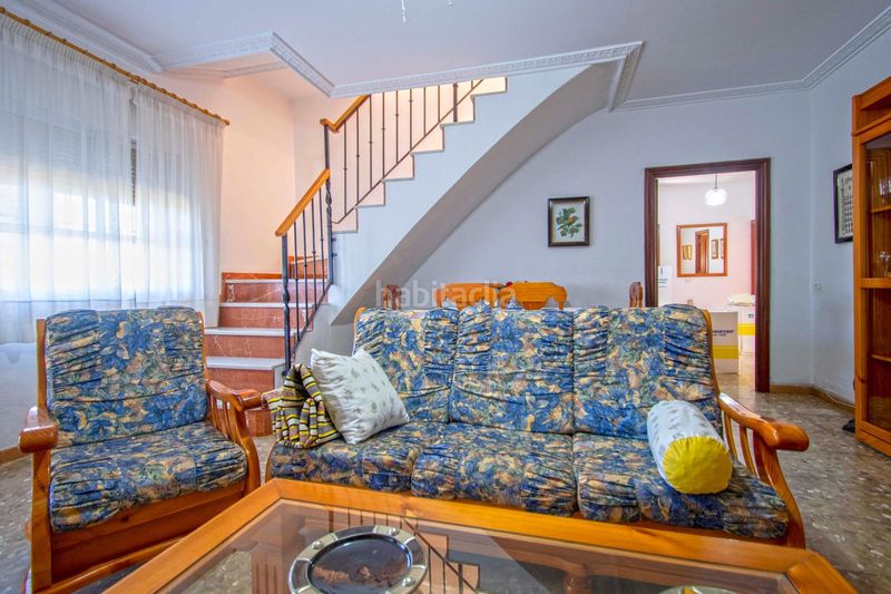 Foto df800c4f-e6c6-43e9-a091-27e0bdfbe9c2. Chalet en Rinconada (La)