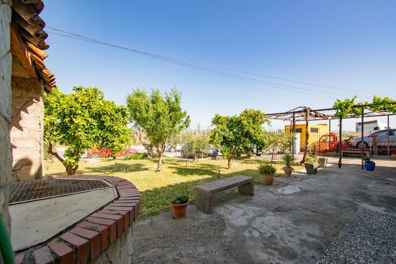 Foto e4866884-944a-481c-a8ad-047c5efcd389. Chalet en Rinconada (La)