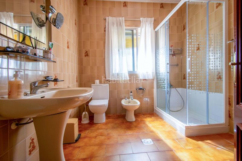 Foto f28ec855-3638-400f-9e94-34bc6ce862b5. Chalet en Rinconada (La)