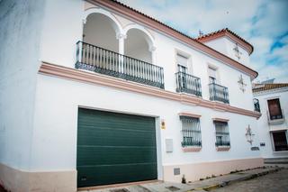 Casa  Ruben dario. Elegancia y luz en el corazón de moguer