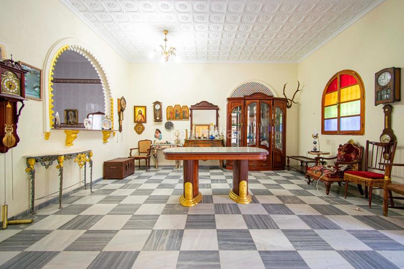 Foto 24ea5711-2a7b-49bc-b0ab-f7c6e28e1be5. Casa gran casa con patio y piscina !!! en Lepanto Mairena del Aljarafe