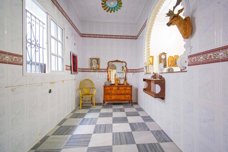 Foto 9a09ca7c-778d-4df4-8d78-c6cf103aab0b. Casa gran casa con patio y piscina !!! en Lepanto Mairena del Aljarafe