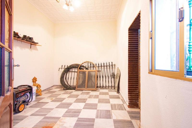 Foto aa98419e-8851-41e2-bf0f-368f40244195. Casa gran casa con patio y piscina !!! en Lepanto Mairena del Aljarafe