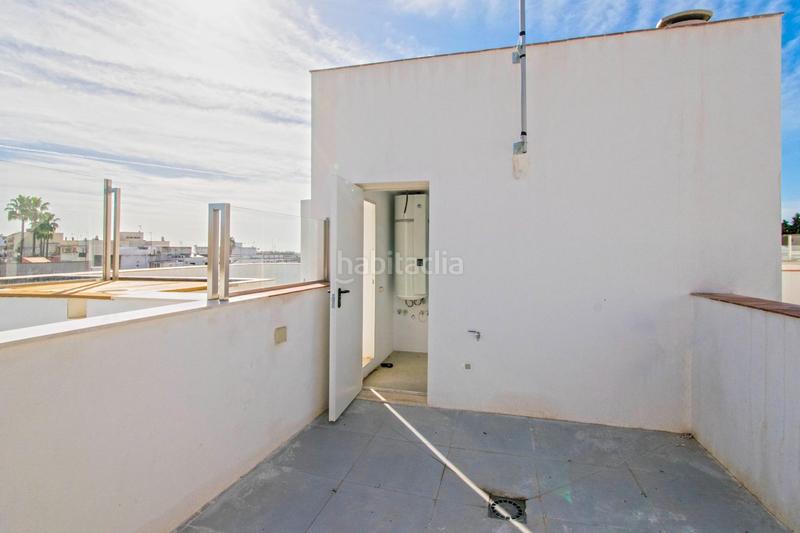 Foto 3dbe0188-9a86-4b54-8240-7b2e3528b7d5. Casa adossada amb aparcament piscina a Las Almenas Tomares
