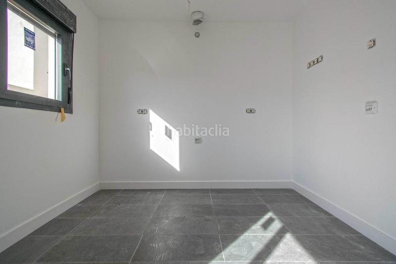 Foto 617b445e-3148-43a1-b3e0-22bd64b3e10a. Casa adossada amb aparcament piscina a Las Almenas Tomares