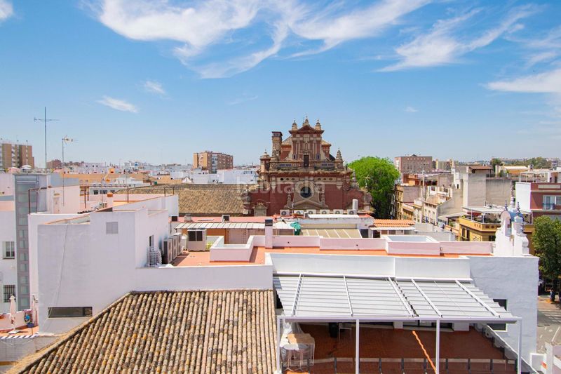 Foto 1c07e611-97e0-4d29-8343-9d90b9ce7522. Pis a Triana Casco Antiguo Sevilla