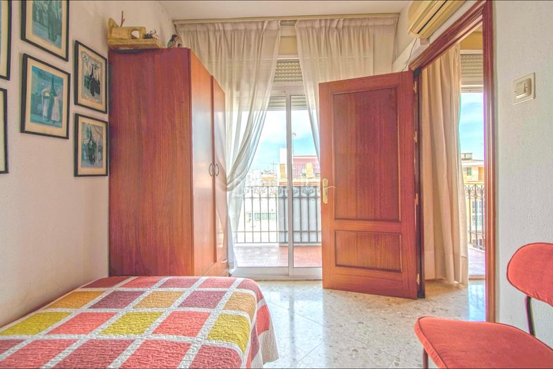 Foto afea5d8a-4140-422f-b9aa-93f827cc8a99. Pis a Triana Casco Antiguo Sevilla