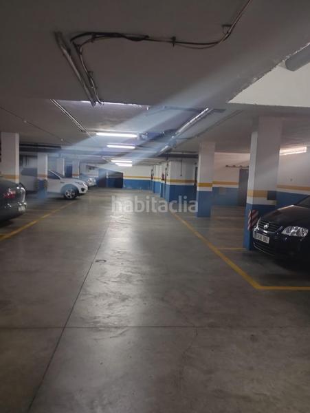 Foto 142fa0be-5529-461a-bfb9-9cd3dd9b05a4. Posto moto in colores - entreparques Sevilla