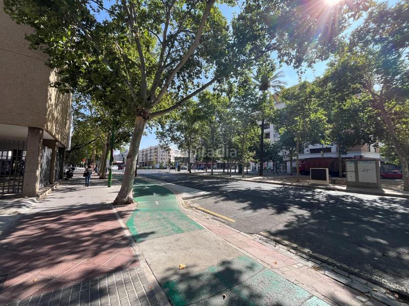 Foto 3fef1751-229d-45e7-a123-8dfaa1daba4c. Aparcament cotxe a El Plantinar - Avda. La Paz - El Juncal Sevilla