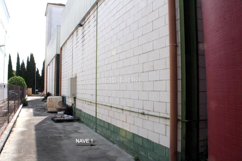 Foto a867af56-3f6a-4e38-a636-e7f5d7434d1d. Bâtiment à usage industriel dans Pisa Mairena del Aljarafe