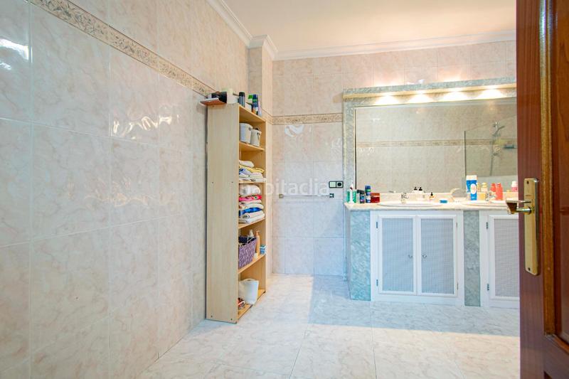 Foto 61720e89-1cc0-49c6-ad52-027aa3ddc18e. Haus mit parking in Palmete Sevilla