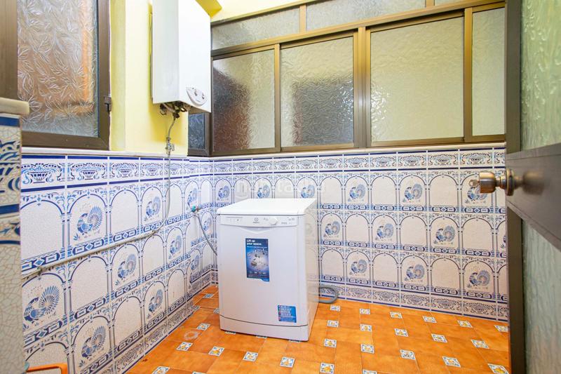 Foto 62fa15d1-5a7f-4d00-a257-69f1a5c6875b. Haus mit parking in Palmete Sevilla