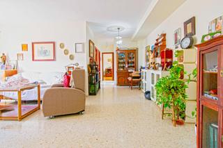 Appartement à El Cano - Los Bermejales. Fantástico piso en los bermejales con plaza de garaje y trastero