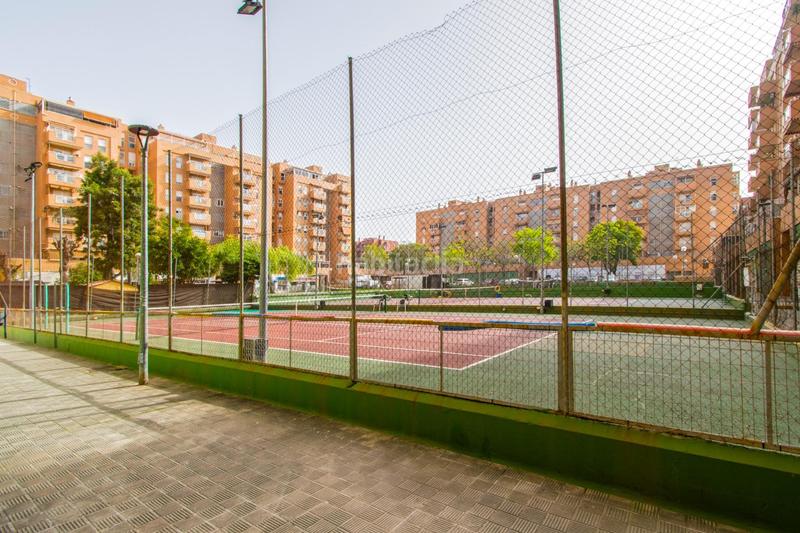 Foto 713789a0-4990-49bd-ba4d-54589b54a30e. Piso  de lujo en venta en Urbadiez - Entrepuentes Sevilla