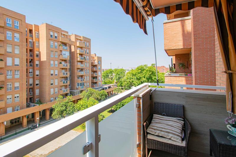Foto 84550a76-0daa-42e1-b9fa-2f8ee2e89e1f. Piso  de lujo en venta en Urbadiez - Entrepuentes Sevilla