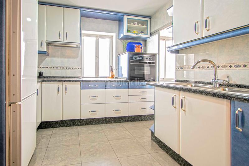 Foto b0713610-4606-4af0-ab95-2daaac119d33. Piso magnífica vivienda con terraza y plaza de garaje incluida! en Sevilla