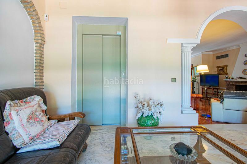 Foto 80512625-3332-4615-9693-05a4b330a09c. Chalet con riscaldamento parcheggio piscina in Palomares del Río
