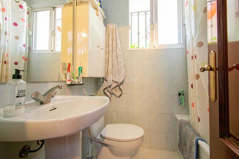 Foto b3bee2c7-f22e-4313-b7e9-1b793e28a868. Chalet con riscaldamento parcheggio piscina in Palomares del Río