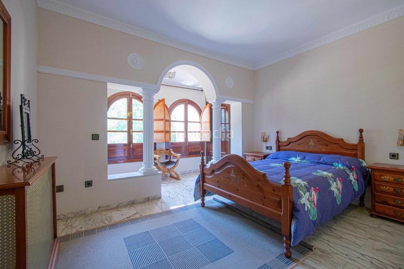 Foto dda5cd75-e32e-4a41-88c7-f966ce9eb1a4. Chalet con riscaldamento parcheggio piscina in Palomares del Río