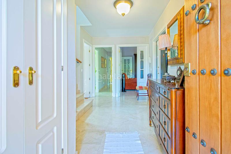 Foto 5b7876bf-7525-43a3-8475-c9ad62c98fc0. Chalet espectacular chalet , en urbanización los zajaríes!!! en Gines