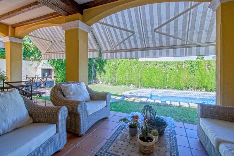 Foto d880f927-c887-44cc-8bd8-b944aa08eec4. Chalet espectacular chalet , en urbanización los zajaríes!!! en Gines