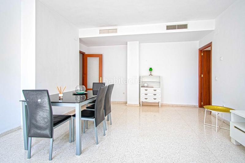 Foto 2ad888f3-479a-42c0-9c59-e5fa5e88bc3a. Appartement avec parking dans colores - entreparques Sevilla