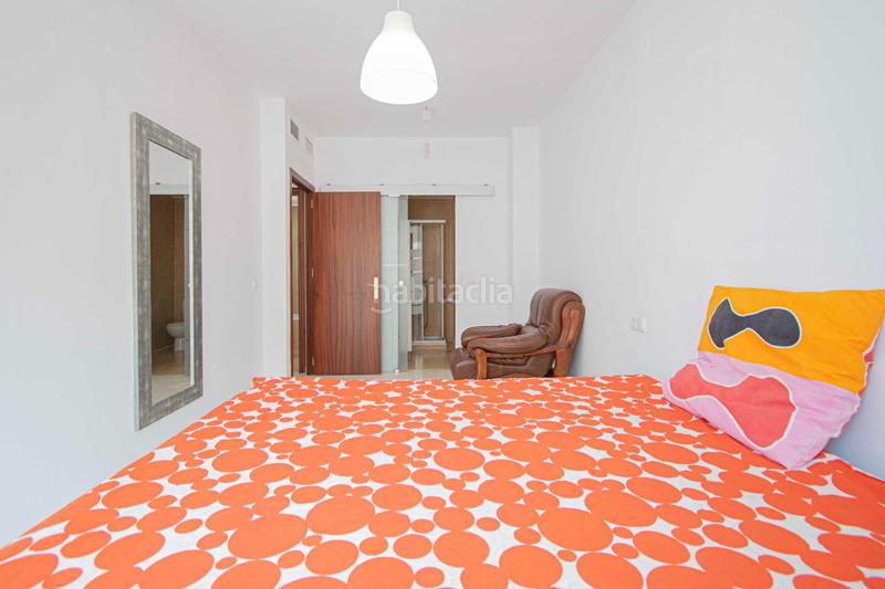 Foto 57c73ef7-dc1d-4f4c-8afd-be00d432e2c8. Appartement avec parking dans colores - entreparques Sevilla