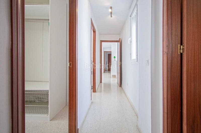 Foto a535d8d7-0d39-4beb-ae42-ed7a584f1268. Appartement avec parking dans colores - entreparques Sevilla