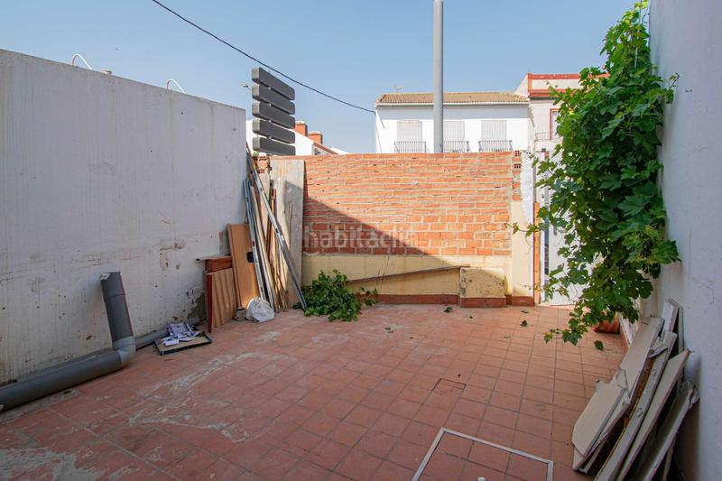 Foto 3466f2ac-6e72-4c23-bdf2-622415bed1c4. Casa adosada casa para reformar !!! en Umbrete