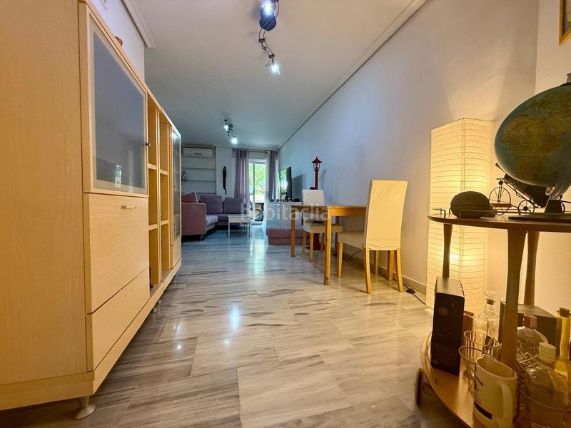 Foto 05f38d14-5970-47b6-9eef-2ddfba05ba74. Piso estupendo piso este, en residencial acapulco!! en Sevilla