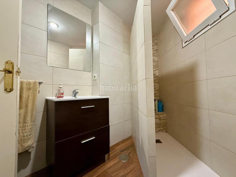 Foto 105eeb5c-43ff-4314-b279-c00fe9019bc5. Piso estupendo piso este, en residencial acapulco!! en Sevilla