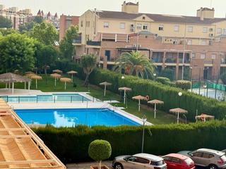 Appartamento in Urbadiez - Entrepuentes. Estupendo piso en sevilla este, en residencial acapulco!!