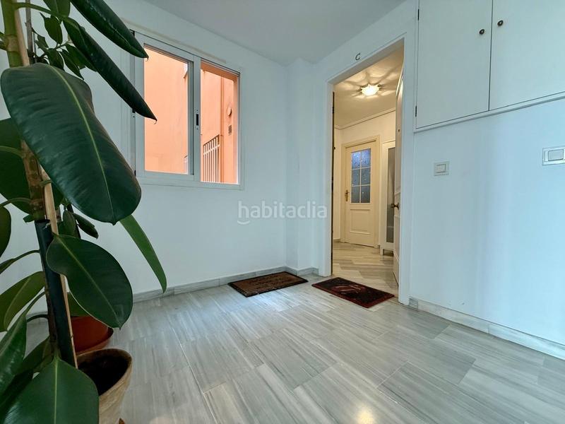 Foto 403bed4e-1f8d-413b-a44f-52bc4baeeb1f. Piso estupendo piso este, en residencial acapulco!! en Sevilla