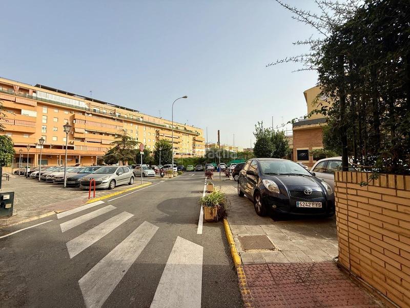 Foto 6b08b79c-5f89-4088-bf72-f4de13f15963. Piso estupendo piso este, en residencial acapulco!! en Sevilla