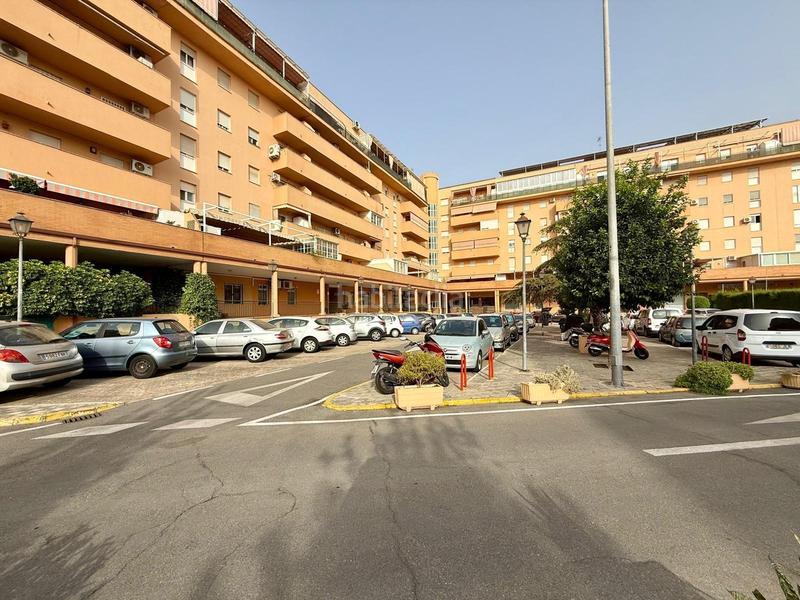 Foto 8afca2db-54c6-438b-84c7-8cb7820d38fa. Piso estupendo piso este, en residencial acapulco!! en Sevilla