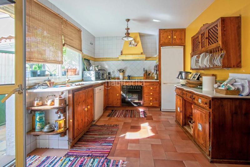 Foto 62ece53b-4142-49dc-8cdc-17fa1b754bfc. Casa adossada amb piscina a colores - entreparques Sevilla